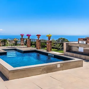 Holiday home Casa Zu' Saru