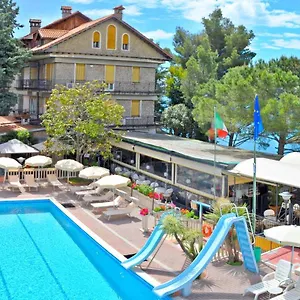 https://la-riserva-di-castel-dappio.hotelitalianriviera.com