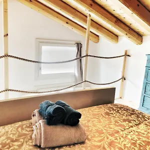 https://bnb-casa-barteei.it-lombardy.com